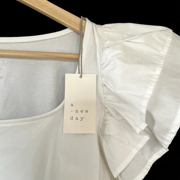 NWT a new day white cropped blouse short sleeves frilled women's size S cotton - Picture 2 of 7
